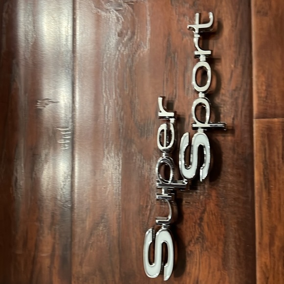 NIB Super Sport Emblem - Picture 6 of 8